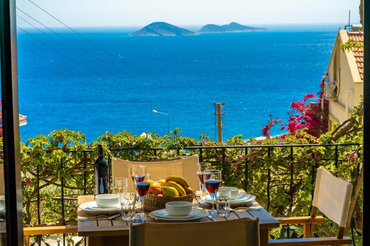 Azure Apartment With Sea View In Kalkan Ngoại thất bức ảnh