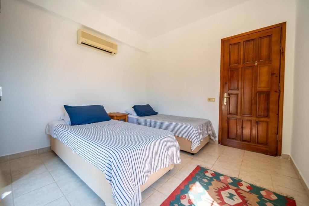 Azure Apartment With Sea View In Kalkan Ngoại thất bức ảnh