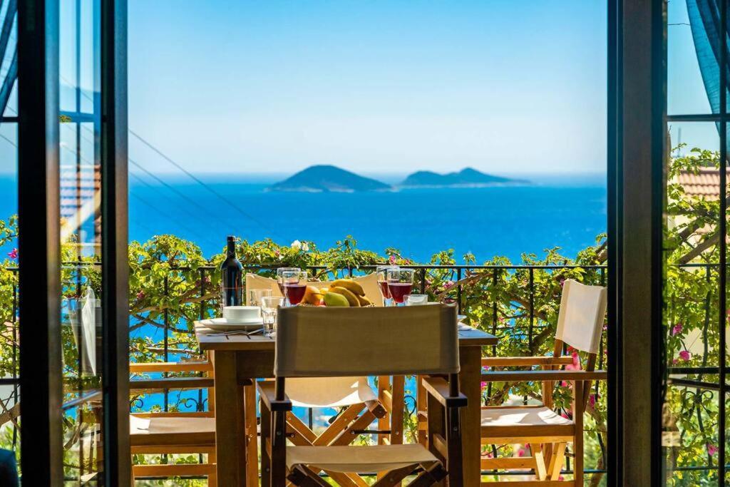 Azure Apartment With Sea View In Kalkan Ngoại thất bức ảnh