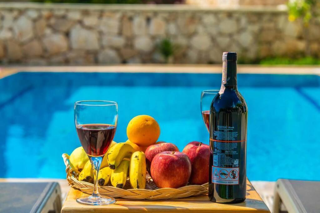 Azure Apartment With Sea View In Kalkan Ngoại thất bức ảnh